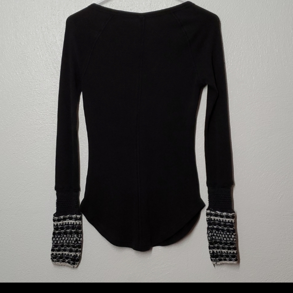 Free people the alpine cuff amazing condition - Picture 7 of 8